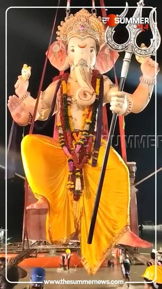 भगवान आप पर कृपा बनाये रखे