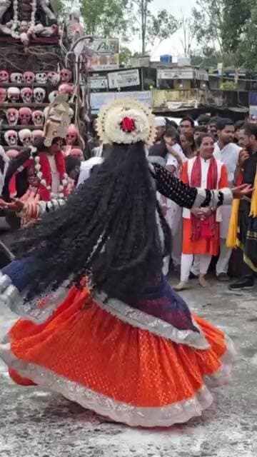 माता पार्वती जी भगवान भोलेनाथ के प्रेम में नृत्य करतीं #latestnews