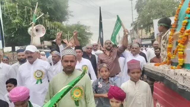 केलाखेड़ा जश्ने ईद मिलादुन्नबी पर जलूस निकला गया