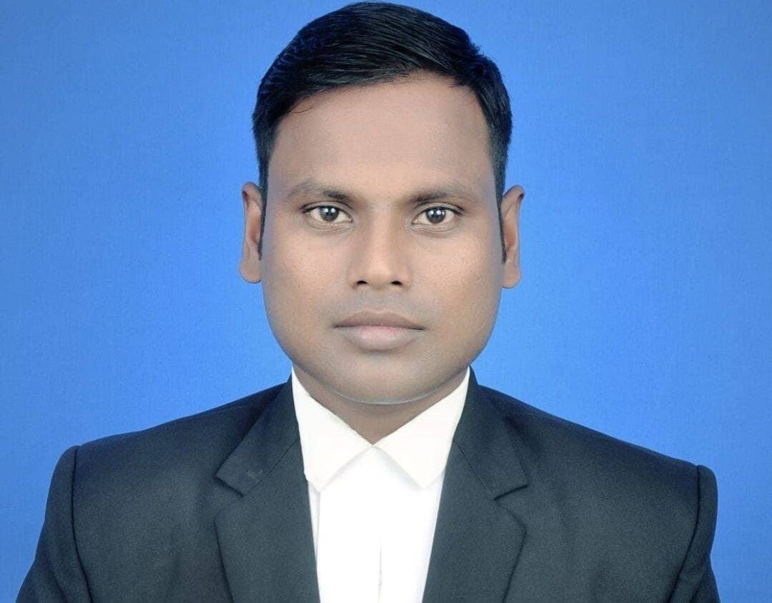 विधि की मर्यादा के पक्ष में उतरे युवा अधिवक्ता, BCI चेयरमैन पर लगाए आरोपों का किया खंडन ..
खबर कमेंट बॉक्स में