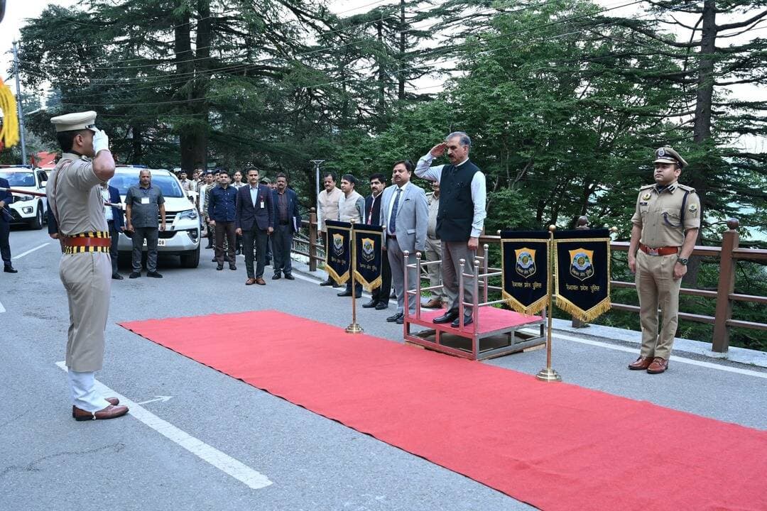 मुख्यमंत्री ठाकुर सुखविन्द्र सिंह सुक्खू मॉनसून सत्र की कार्यवाही में हिस्सा लेने के लिए विधानसभा पहुंचे।