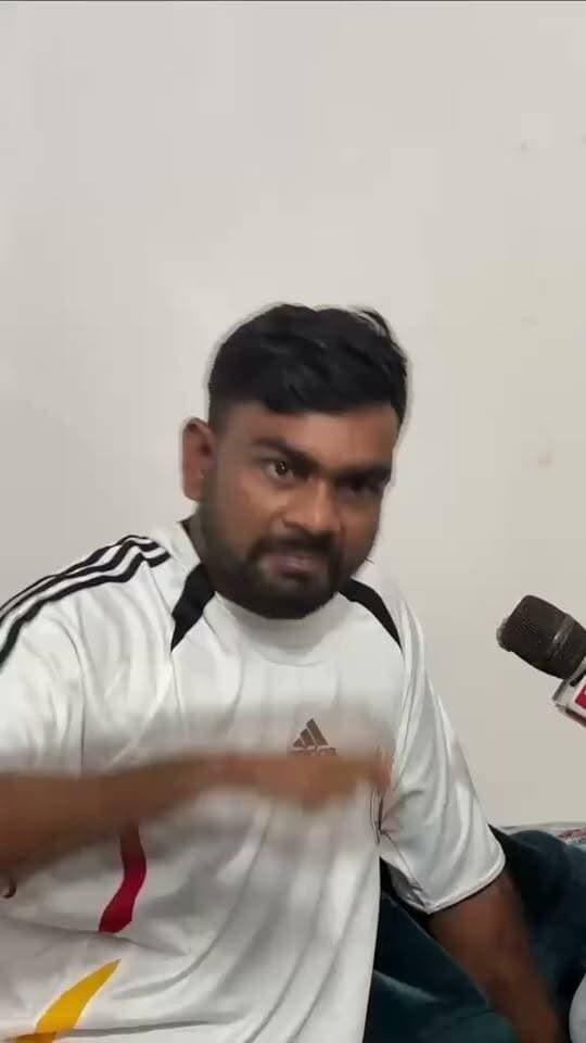 “हम बागी विधायक हैं… और हमारी बगावत जनता के हक़ के लिए है।”. वीडियो वायरल होने के बाद धनबाद में विधायक जयराम महतो ने क्या कहा? सुनिए उनका पूरा बयान।
उन्होंने कहा कि उनके खिलाफ चाहे कितनी भी साजिशें रची जाएं, वे न डरेंगे और न झुकेंगे। सच और जनता के अधिकार की लड़ाई आखिरी दम तक जारी रहेगी।