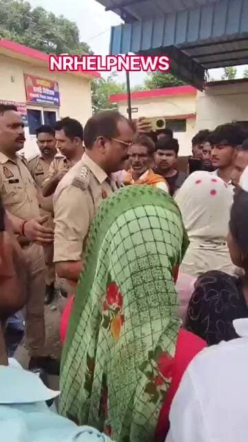 गौरव की मौत के बाद परिजनों के साथ मिलक थाना पुलिस ऐसे क्यों वरताव कर रही है।