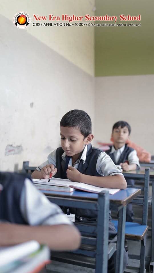 A Campus Where Every Student Gets the Opportunity to Grow. ✨
From personalised attention and dedicated extra classes to smart classrooms, well-equipped labs and extensive sports facilities, New Era Higher Secondary School focuses on creating a well-rounded learning experience.
With CBSE curriculum and an affordable fee structure, give your child the right environment to learn, grow and thrive.
Admissions Open | Session 2026–27
📍 Visit New Era Higher Secondary School, Dewas.
#dewas #hellodewas