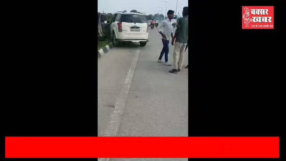 उत्पाद विभाग का बेरियर तोड़ भाग रही कार शराब के साथ बरामद