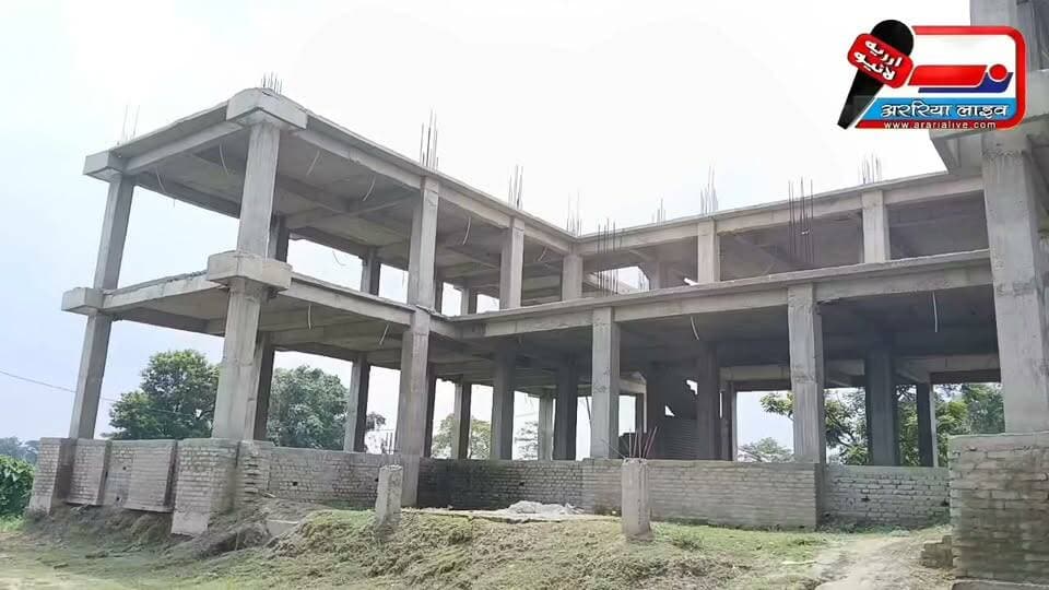 गैरा पंचायत में सरकार भवन निर्माण में देरी, जनप्रतिनिधियों और ग्रामीणों में आक्रोश