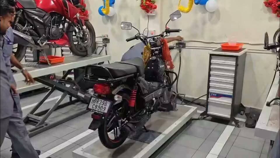आपकी TVS, हमारी जिम्मेदारी, शुरू हुआ अत्याधुनिक सर्विस सेंटर