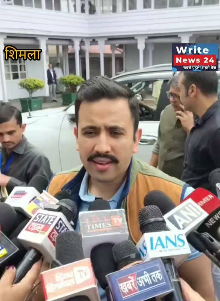 विपक्ष के पास नहीं कोई मुद्दा, इसलिए तीन दिनों से राष्ट्रगान, राष्ट्रगीत पर कर रहे राजनीति - विक्रमादित्य सिंह
#himachalpradesh #shimla #bhajpa #congress #JairamThakur #vidhansabha #SukhvinderSinghSukhu #followers #highlights