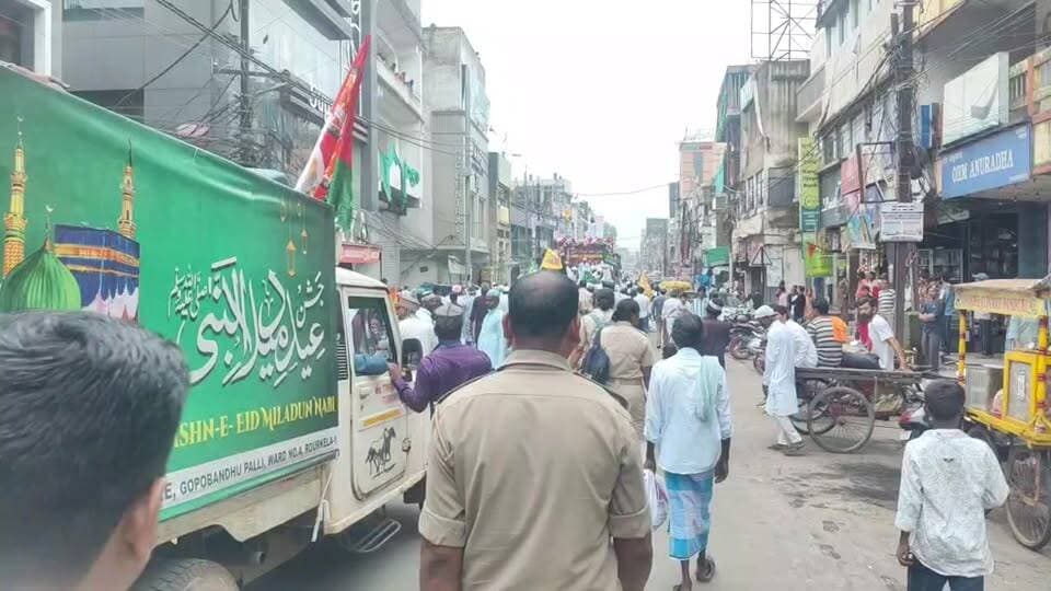 “Observation of Prophet Muhammad’s Birthday Marked with Religious Fervour” in Rourkela .
- LIVE -
it is commonly known as Mawlid (Milad-un-Nabi). It commemorates the birth of Prophet Muhammad and is observed by many Muslims through prayers, religious gatherings, sermons, charity, and recitation of devotional texts.