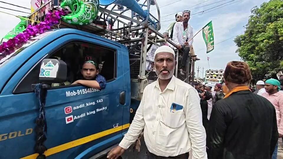 जश्ने ईद मिलादुन्नबी के मौके पर उमड़ी जनसे लाभ | विधि व्यवस्था संधारण हेतु पुलिस प्रशासन की रही मौजूदगी