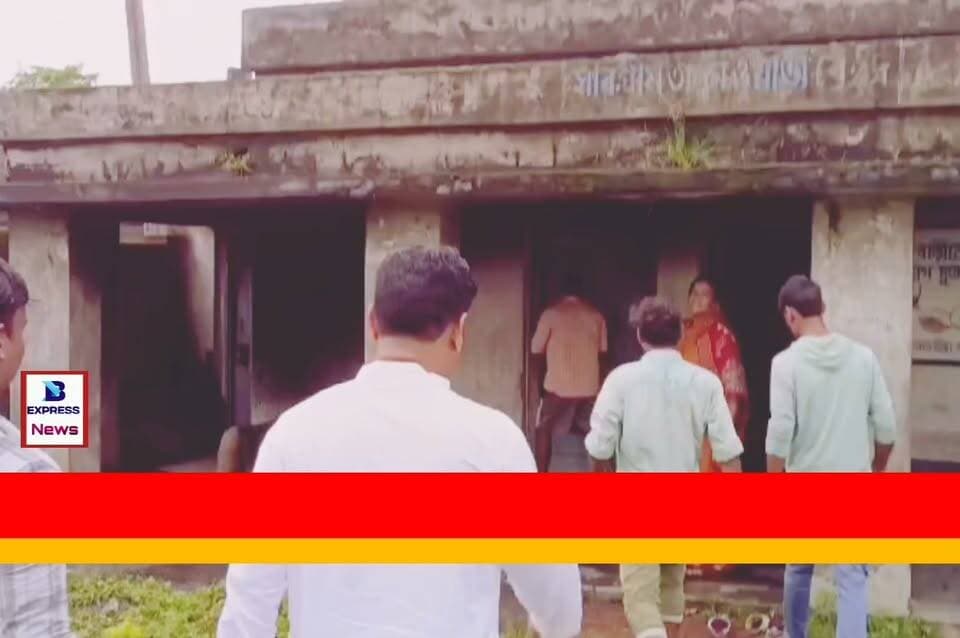 এলাকা পরিদর্শনে বিজেপি বিধায়ক বিলেশ্বর সিংহ।
