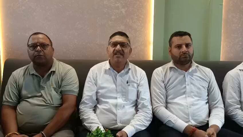 लोकेशन बैजनाथ
रिपोर्टर कमल गुप्ता
स्लग जिला कांगड़ा के नवनियुक्त महासचिव अधिवक्ता अजय अवस्थी द्वारा बैजनाथ में प्रेसवार्ता