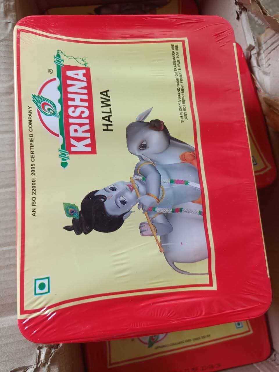 त्योहारी सीजन में खाद्य सुरक्षा विभाग की बड़ी कार्रवाई
साईं बाबा ट्रेडिंग से 114 किलोग्राम मिठाई जब्त
नमूने जांच के लिए प्रयोगशाला भेजे गए
त्यौहारी अवधि को देखते हुए भोपाल जिले में मिठाइयों एवं अन्य खाद्य पदार्थों की सघन जांच की जा रही है। इसी क्रम में खाद्य सुरक्षा अधिकारियों ने सीहोर रोड स्थित साईं बाबा ट्रेडिंग का निरीक्षण कर विभिन्न प्रकार की 114 किलोग्राम मिठाई जब्त की। जब्त मिठाइयों का अनुमानित बाजार मूल्य 22 हजार 800 रुपये है।
कार्रवाई के दौरान 27 किलोग्राम नंदी स्वीट हलवा, 27 किलोग्राम कृष्णा हलवा, 30 किलोग्राम गोपाल स्वीट्स बर्फी तथा 30 किलोग्राम कृष्णा डिलिशियस स्वीट जब्त की गई।
खाद्य सुरक्षा अधिकारियों ने जब्त खाद्य पदार्थों के नमूने खाद्य सुरक्षा एवं मानक अधिनियम, 2006 के प्रावधानों के अंतर्गत जांच के लिए प्रयोगशाला भेजे हैं। जांच रिपोर्ट प्राप्त होने के बाद नियमानुसार आगामी कार्रवाई की जाएगी।
निरीक्षण में कृष्णा डिलिशियस स्वीट के पैकेट पर निर्माता द्वारा सामग्री के रूप में मिल्क सॉलिड्स, शुगर, पार्शियली हाइड्रोजनेटेड ऑयल (वनस्पति) और रिफाइंड पामोलीन ऑयल आदि का उल्लेख पाया गया। खाद्य पदार्थ की वास्तविक गुणवत्ता एवं मानकों के अनुरूपता का निर्धारण प्रयोगशाला जांच रिपोर्ट के आधार पर किया जाएगा।
CM Madhya Pradesh
Jansampark Madhya Pradesh
#Bhopal