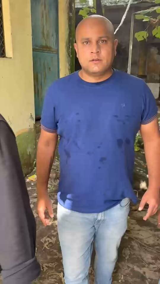 #haridwar : कांग्रेसी पार्षदों के साथ युवा नेता कैश खुराना का हरिद्वार पोस्टऑफिस के पास 34 नंबर सरकारी स्कूल में छापा : देखें वीडियो
Haridwar Stambh Vasudev