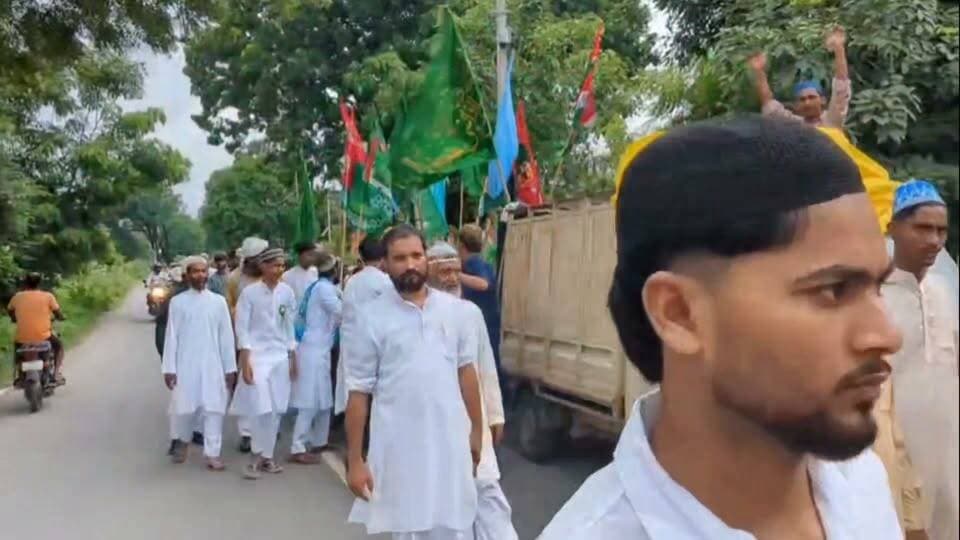 यमुनानगर क्षेत्र में धूमधाम से मनाया गया जश्न-ए-ईद मिलादुन्नबी, निकला भव्य जुलूस-ए-मोहम्मदी।
#prayagrajnews