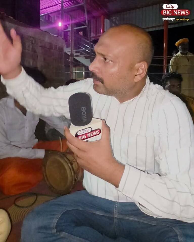 आधी रात को उमड़ी भीड़ !! ये चमत्कार है या पाखंड ✍️ !! #virals #trending #reels