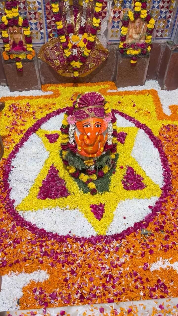 नार्देश्वर महादेव 🔱🕉️
.
#reels #reelsinstagram #udaipurdiaries #udaipur #india instagram mahadev mahadevlover viral trending
