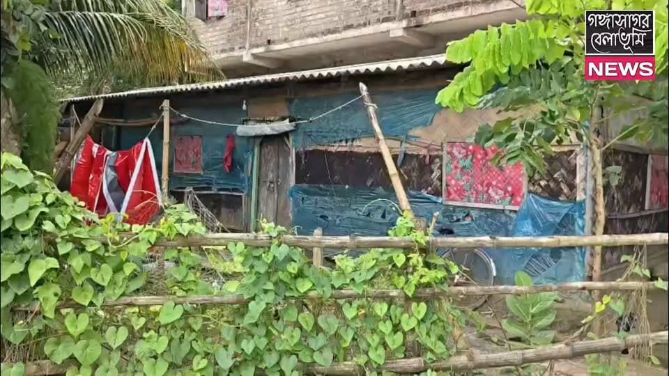 পারিবারিক অশান্তির জেরে গৃহবধূর রহস্যজনক মৃত্যু, স্বামী গ্রেফতার—তদন্তে সাগর থানার পুলিশ।
#gangasagar #gangasagarnews #sagardwip #news #banglanews #deathnews
গঙ্গাসাগর বেলাভূমি.com