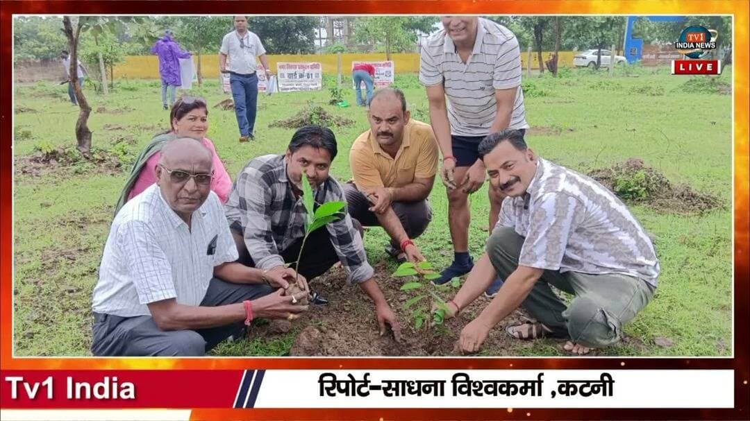 कटनी में जन अभियान परिषद का पौधरोपण अभियान, “एक पेड़ मां के नाम” के तहत रोपे 100 पौधे