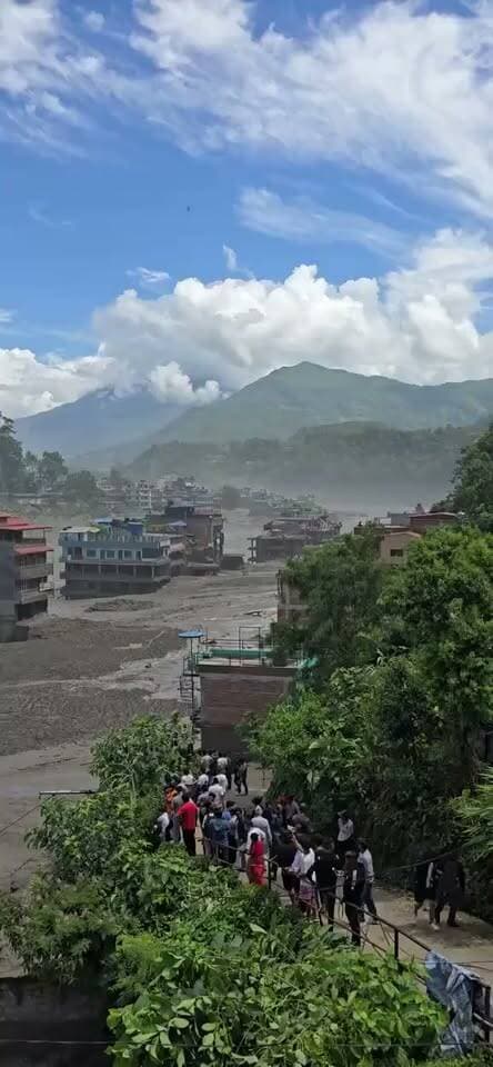 पूरा का पूरा गांव ही बह गया, देखें वारदात की खौफनाक मंजर।