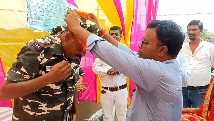 श्रीखंडी भिट्ठा में जीविका दीदियों का सम्मान, वार्षिक आमसभा में महिलाओं को आत्मनिर्भर बनाने पर जोर