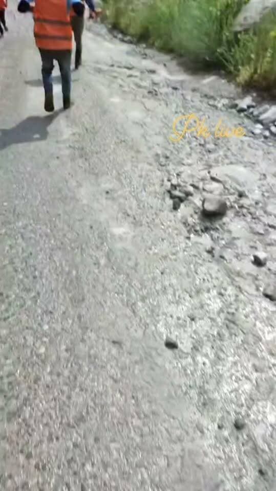 नेपाल में तबाही का मंजर,, जान बचाकर भागे लोग!!