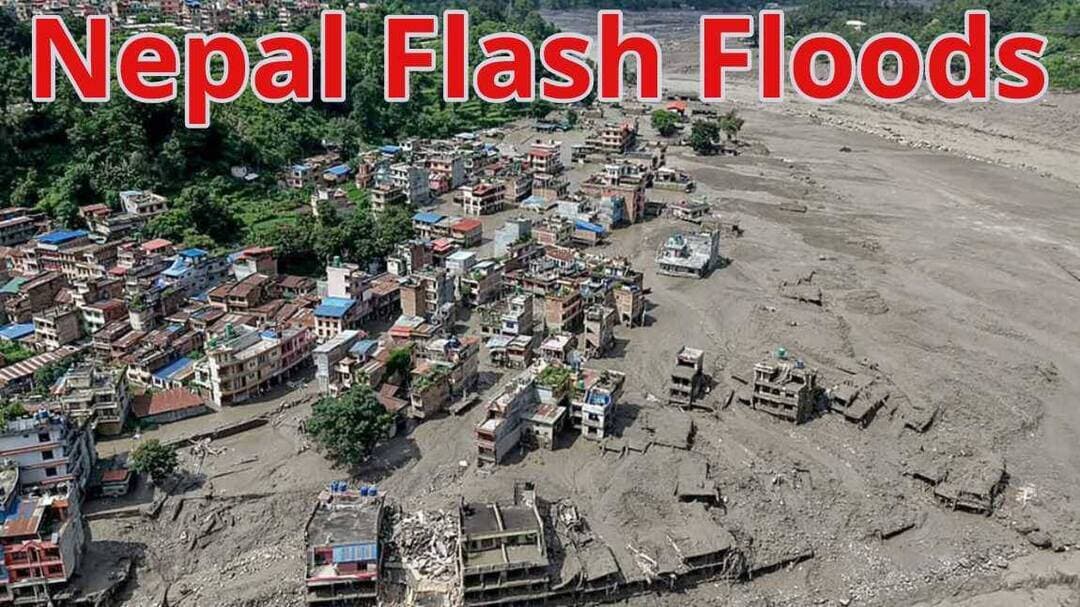 Nepal Flash Floods: #नेपाल में बाढ़ के बीच #काठमांडू गए #राजस्थान के 45 तीर्थ यात्री, #तमिलनाडु के 37 तो #बंगाल के 32… नेपाल में आई फ्लैश फ्लड में #भारत के किस राज्य के कितने लोग लापता, उनकी आ गई पूरी लिस्ट
नेपाल और चीन सीमा पर बाढ़ की खबरों के बीच राजस्थान सरकार की मुख्यमंत्री तीर्थ यात्रा योजना के तहत नेपाल गए 45 तीर्थ यात्री सुरक्षित बताए जा रहे हैं। देवस्थान विभाग के एडीसी गीतेश श्री और उप सचिव आलोक सैनी के अनुसार राजस्थान से रोजाना 45 वरिष्ठ नागरिकों को पशुपतिनाथ मंदिर के दर्शन के लिए नेपाल भेजा जा रहा है। विभाग का कहना है कि काठमांडू में बाढ़ का कोई असर नहीं है और सभी यात्री सुरक्षित राजस्थान लौट रहे हैं। इसी बीच बुधवार को भी 45 यात्रियों का एक और दल नेपाल के लिए रवाना हुआ।
#दिल्ली से काठमांडू तक की यात्रा
देवस्थान विभाग के एडीसी गीतेश श्री ने बताया कि यात्री दिल्ली से शाम 4 बजे उड़ान भरते हैं। अगले दिन काठमांडू में पशुपतिनाथ के दर्शन करने के बाद दोपहर 2 बजे काठमांडू से दिल्ली के लिए उड़ान पकड़ते हैं।
विभाग के मुताबिक इस साल 21 जुलाई से काठमांडू की यात्रा शुरू हुई है। अब तक करीब 800 से अधिक तीर्थ यात्री इस यात्रा का लाभ उठा चुके हैं।
बाढ़ प्रभावित इलाका काठमांडू से दूर
देवस्थान विभाग के अधिकारियों के अनुसार नेपाल और चीन की सीमा पर जिस इलाके में बाढ़ आई है, उसका काठमांडू पर असर नहीं है। विभाग का कहना है कि मुख्यमंत्री तीर्थ यात्रा योजना के तहत नेपाल गए सभी यात्री सुरक्षित हैं और अपनी यात्रा पूरी कर राजस्थान लौट रहे हैं।
#अमरनाथयात्रा से लौटे #यात्री ने जताया आभार
राजस्थान से अमरनाथ यात्रा पर गए राजकुमार गोयल ने बताया कि वह कुछ दिन पहले ही यात्रा से लौटे हैं। उनके मुताबिक यात्रा अच्छी रही।
नेपाल में बाढ़ की जानकारी सामने आने के बाद गोयल ने समय पर घर लौट आने पर भगवान का आभार जताया। उन्होंने कहा कि समय से घर लौटना ईश्वर की कृपा रही।
टूर ऑपरेटर भी दे रहे जानकारी
नेपाल यात्रा को लेकर टूर ऑपरेटर महेश शर्मा ने बताया कि फिलहाल उनका कोई ग्रुप नेपाल के दौरे पर नहीं है। उन्होंने कहा कि आमतौर पर उनके टूर में धार्मिक और ऐतिहासिक स्थलों को शामिल किया जाता है।
फिलहाल राजस्थान के देवस्थान विभाग का कहना है कि मुख्यमंत्री तीर्थ यात्रा योजना के तहत काठमांडू जाने वाले यात्रियों की यात्रा सामान्य रूप से जारी है।
नेपाल-तिब्बत बॉर्डर पर बुधवार सुबह अचानक आई बाढ़ में 160 लोगों की मौत हो गई। नेपाल में 157 और तिब्बत में 3 लोगों की जान गई, जबकि 1000 से ज्यादा लोग अब भी लापता हैं। जबकि नेपाल में आई फ्लैश फ्लड के बाद 130 से ज्यादा भारतीय लापता हैं, जिनमें कैलाश मानसरोवर यात्रा के श्रद्धालु भी हैं। नेपाल में आए बाढ़ में तमिलनाडु, #पश्चिमबंगाल #केरल राजस्थान और #उत्तरप्रदेश समेत कई राज्यों के लोग लापता हैं। नेपाल में आई फ्लैश फ्लड का सबसे ज्यादा असर तमिलनाडु और पश्चिम बंगाल के पर्यटकों पर पड़ा है। तमिलनाडु के 37 तो बंगाल के 32 पर्यटक बाढ़ के बाद से लापता हैं।
काठमांडू स्थित भारतीय दूतावास के मुताबिक तमिलनाडु से गए 57 पर्यटकों में से 37 का अब तक कोई सुराग नहीं मिला। जबकि 20 लोगों से संपर्क हो चुका है। ये सभी हिमालय के एक मंदिर की तरफ जा रहे थे। कोयंबटूर की ईशा फाउंडेशन ने बताया कि उसके 77 सदस्य एक इमिग्रेशन सेंटर पर मौजूद थे और उनका कोई अता-पता नहीं है, हालांकि संस्था के मुताबिक 495 लोग सुरक्षित लौट चुके हैं।
#कोलकाता से गए 32 लोगों का एक ग्रुप भी लापता है। यह दल 21 अगस्त को रवाना हुआ था और अगले दिन नेपाल पहुंचा था। बुधवार सुबह जब यह टीम रसुवागढ़ी में तिब्बत जाने के लिए इमिग्रेशन दफ्तर में मौजूद थे, तभी बाढ़ आ गई। तब से किसी का कोई संपर्क नहीं हो पाया है. पश्चिम बंगाल पुलिस मुख्यालय ने इसके लिए हेल्पलाइन जारी की है।
#महाराष्ट्र के सात पर्यटक भी फंसे हुए थे जिनमें से #मुंबई और पुणे के चार लोगों से संपर्क हो चुका है। बाकी तीन से संपर्क करने की कोशिश जारी है। राज्य सरकार ने मंत्रालय में 24 घंटे का कंट्रोल रूम बनाया है।
केरलम के 36 पर्यटकों का दल सुरक्षित बताया गया है और प्रभावित इलाकों से दूर है। राज्य ने नोर्का-रूट्स के जरिए हेल्पडेस्क शुरू किया है। सिक्किम, ओडिशा, उत्तराखंड और छत्तीसगढ़ सरकारों ने भी अपने-अपने हेल्पलाइन नंबर जारी करते हुए लोगों से मदद के लिए संपर्क करने की अपील की है।
@followers #NepalNews #NepalFlood #InternationalNews #TamilnaduNews #MaharashtraNews #KeralaNews #UttarPradeshNews #rajsthannews #paschimbangalnews
#छत्तीसगढ़ #chhattisgarh #ChhattisgarhNews
#लोरमी_को_सौगात #लोरमी_के_गौरव #लोरमीमुंगेलीन्यूज़ #lormimungelinews #छत्तीसगढ़_के_माटी #छत्तीसगढ़_महतारी #छत्तीसगढ़
#LocalNews
#BreakingNews
#BigBreakingNews
#todaynews
#IndiaNews
#NationalNews
#ViralNewsUpdate
#BigBreaking
#LatestUpdates
#LatestNews
न्यूज़ के लिए कृपया फॉलो करें धन्यवाद👇👇👇
https://www.facebook.com/LORMIMUNGELINEWS?sk=followers