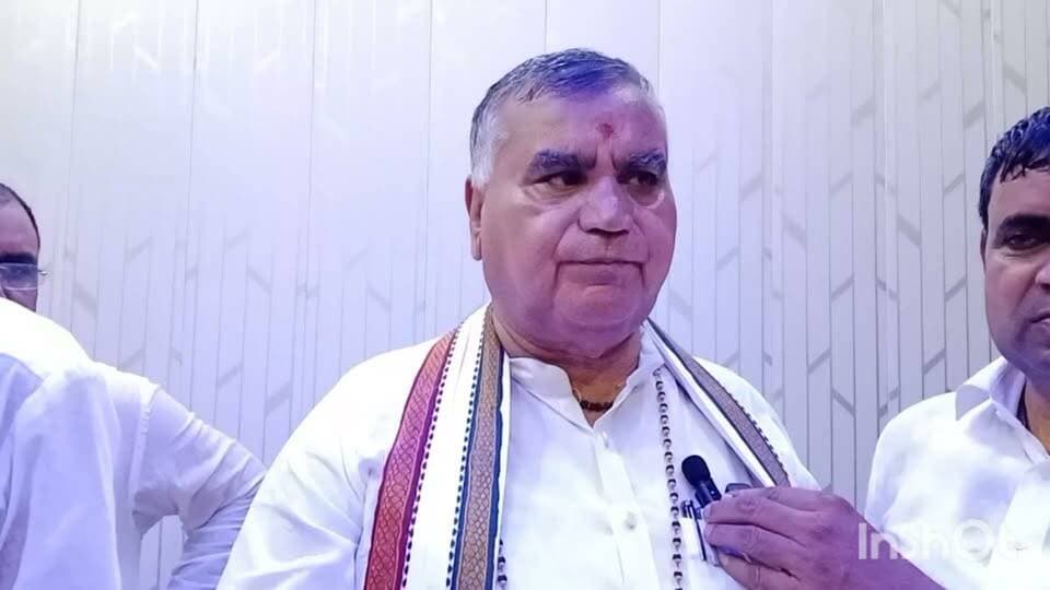 अब सरकार निश्चित आ जायेंगी सांसद सोनीपत
सतपाल।
