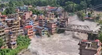 नेपाल में प्रलयकारी बाढ़; सैकड़ों लापता, 95 शव मिले, अचानक आई तबाही ने रास्ते में आने वाले गांव-पुल-सडक़ें उजाड़ीं