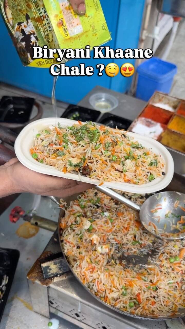 Biryani Lover Anyone ❤️🤌
.
.
.
.
Follow Us @varunfoody ❤️ 🤤⚠️
.
Follow Us @varunfoody 🔥
.
Comment & Share 📍❤️❤️
.
Biryani , biryanilove, streetfood ,north indian food , momo , summers , india , corporate, mango season
.
Hashtag:-
#biryani #northindianfood #biryanilove #streetfood