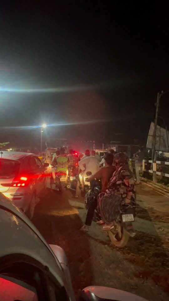 सिमरी बख्तियारपुर से पास होती हुई जनसाधारण एक्सप्रेस