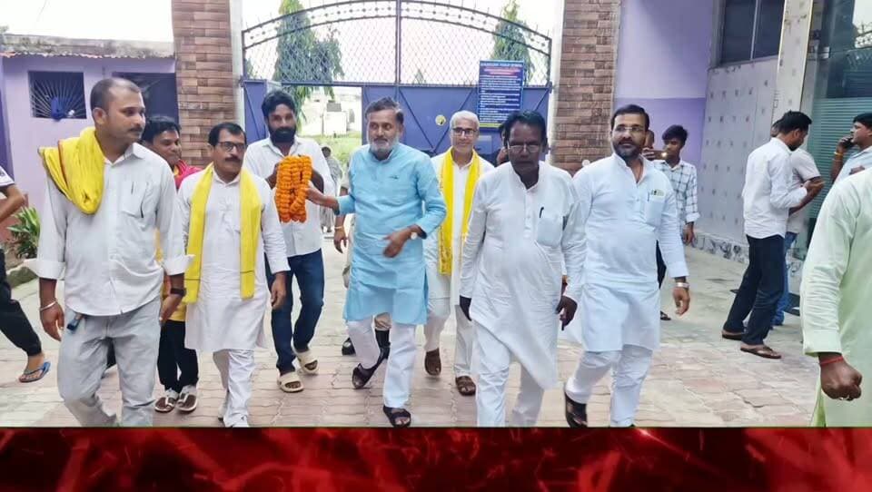 जनसुराज के वरिष्ठ नेता किशोर कुमार मुन्ना का मधेपुरा आगमन, जनसमस्याओं पर हुई चर्चा