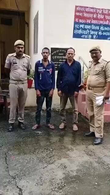 भैंसोड़ी में गौरव की मौत के बाद मिलक थाना पुलिस ने दो अभियुक्तों को गिरफ्तार कर जेल भेज दिया है।