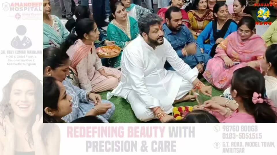 ਜਿੱਥੇ ਪੜ੍ਹੇ, ਉੱਥੇ ਹੀ ਰੱਖਿਆ ਦਾ ਵਾਅਦਾ ਕਰਨ ਪਹੁੰਚੇ ਦਿਨੇਸ਼ ਬੱਸੀ |
ਸਕੂਲ ਦੀਆਂ ਅਧਿਆਪਿਕਾਵਾਂ ਤੋਂ ਲਿਆ ਜਿੱਤ ਦਾ ਆਸ਼ੀਰਵਾਦ ...