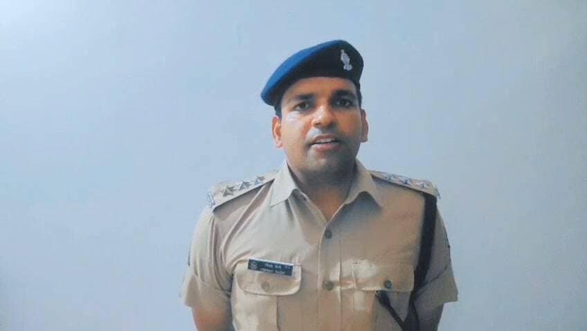 दिनांक 26/08/2026 को इंद्र चौक पर हुए मामले के सम्बन्ध में क्षेत्राधिकारी रुद्रपुर श्री विभव सैनी ने दी पूरी जानकारी ।
