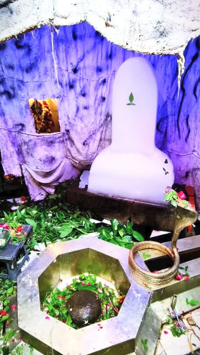 બાબા બર્ફાની અમરનાથ લિંગ ( બરફ ના શિવલિંગ) ના દર્શન
તારીખ 30 /8 /2026 રવિવારના રોજ ફક્ત એક દિવસ માટે સમય સવારે 8:00 વાગ્યાથી રાત્રે 8:00 વાગ્યા સુધી
#harharmahadev
#bholenath
#mahakal
#viralreels
