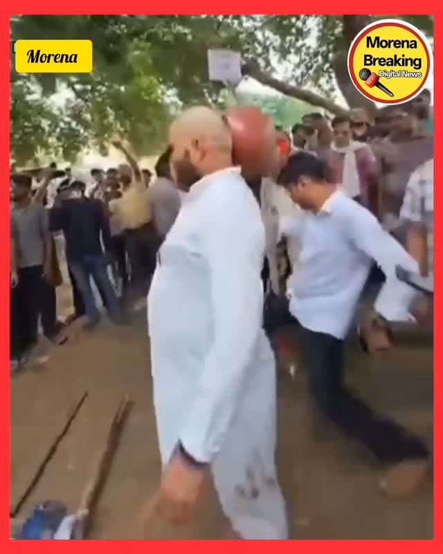 मुंडन कराया, फिर आरक्षण व यूजीसी कानून की अर्थी निकाली। मुरैना के कैलारस में सवर्ण समाज का अनोखा प्रदर्शन👇
