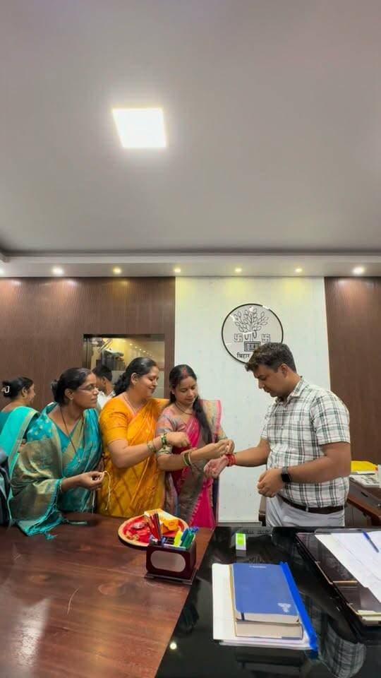 रोहतास से सामने आई रक्षाबंधन की एक प्यारी तस्वीर!
#rakshabandhan