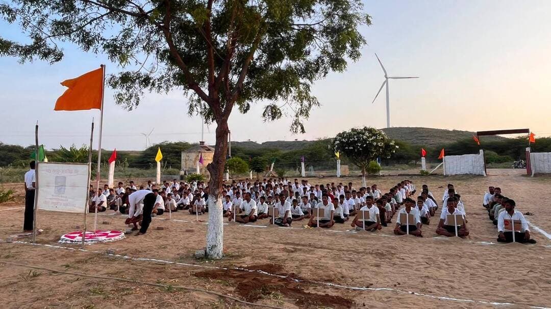 बालेसर के बस्तवा गाँव में क्षत्रिय युवक संघ के प्राथमिक प्रशिक्षण शिविर का समापन, आवासीय शिविर में संस्कारवान बनने की दी प्रेरणा
