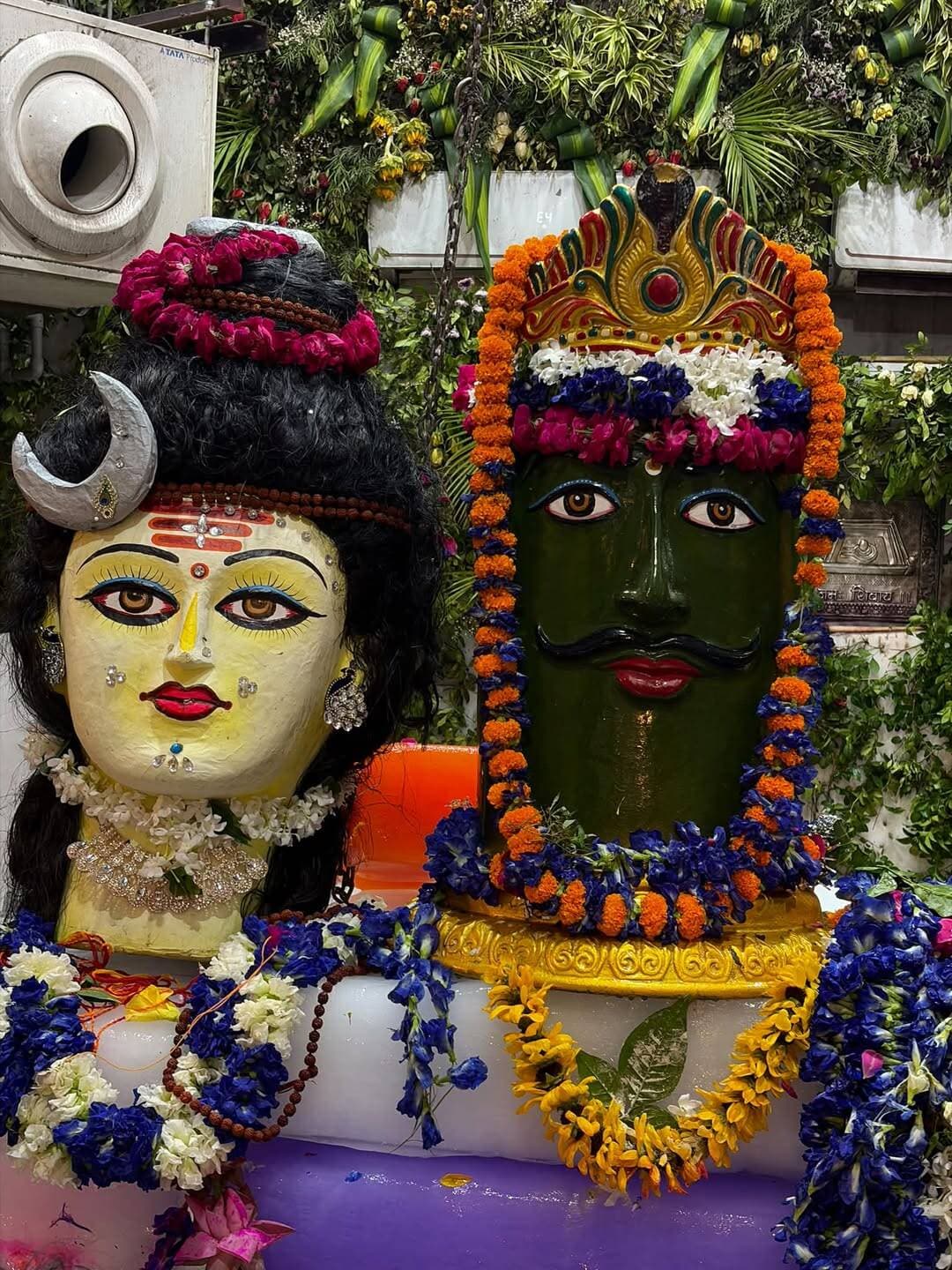जय बाबा बर्फानी। बाबा गरीबनाथ का बर्फ से हुआ महाश्रृंगार।