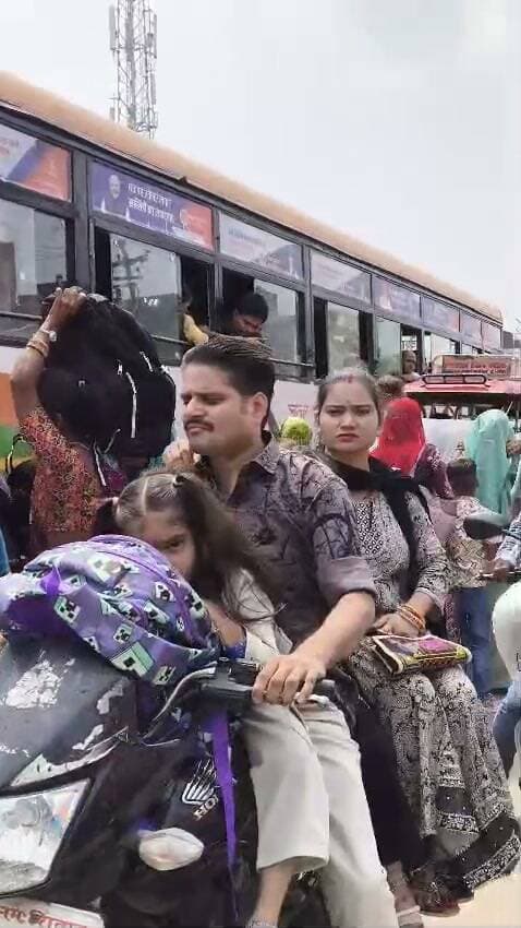 फिरोजाबाद बसों से भाइयों के पास जाने वाली बहनों का क्या रहा हाल सोचा भी नहीं होगा।