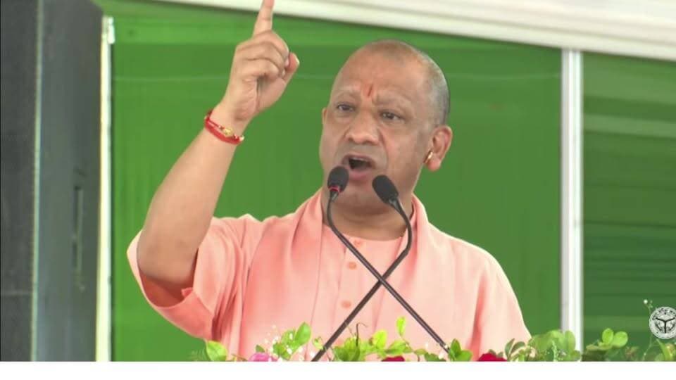 देवरिया से मुख्यमंत्री योगी आदित्यनाथ लाइव ,305 करोड़ की लागत से 80 परियोजनाओं का किया शिलान्यास
MYogiAdityanath Dr. Shalabh Mani Tripathi BJP Uttar Pradesh