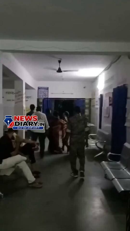 सतगांवां थाना क्षेत्र के ढाब में बाइक अनियंत्रित होकर पेड़ से टकराई, बाइक सवार एक युवक की मौत दूसरा गंभीर रूप से घायल।