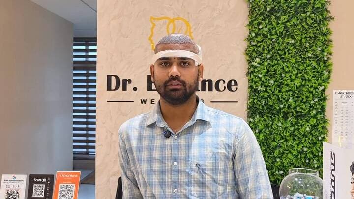 *✨ आपके बालों की नई शुरुआत, Dr Enhace Wellness के साथ ✨*
गंजापन अब कोई समस्या नहीं — बस एक समाधान की दूरी पर है! इस वीडियो में देखिए कि कैसे हमारी एक्सपर्ट मेडिकल टीम पूरी सावधानी, सटीकता और आधुनिक तकनीक के साथ हर हेयर ट्रांसप्लांट को अंजाम देती है — ग्राफ्ट तैयार करने से लेकर एक-एक बाल की बारीकी से इम्प्लांटेशन तक।
लेकिन असली कहानी तो तब सामने आती है जब हमारा मरीज़ खुद अपने अनुभव के बारे में बात करता है — दर्द रहित प्रोसीजर, दोस्ताना स्टाफ़ और नए सिरे से मिला आत्मविश्वास। 💪
*Dr Enhance Wellness क्यों चुनें?*
🔹 अनुभवी और प्रशिक्षित डॉक्टरों की टीम
🔹 100% नेचुरल और स्थायी परिणाम
🔹 सुरक्षित, स्वच्छ और आधुनिक तकनीक से लैस क्लिनिक
🔹 हज़ारों संतुष्ट मरीज़ों का भरोसा
अगर आप भी झड़ते बालों से परेशान हैं और एक भरोसेमंद समाधान की तलाश में हैं, तो अपनी हिचकिचाहट को यहीं छोड़ दीजिए।
*आज ही हमसे संपर्क करें* और जानिए आपके लिए सबसे उपयुक्त हेयर ट्रांसप्लांट समाधान — आपका नया