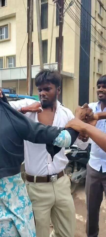 छतरपुर जिला अस्पताल में युवा युवती में भिड़ंत विडियो आया सामने