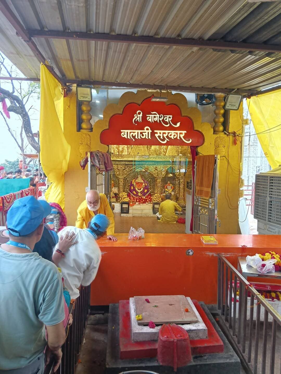 श्री बागेश्वर धाम की जय
बालाजी महाराज की जय
दिव्य दर्शन