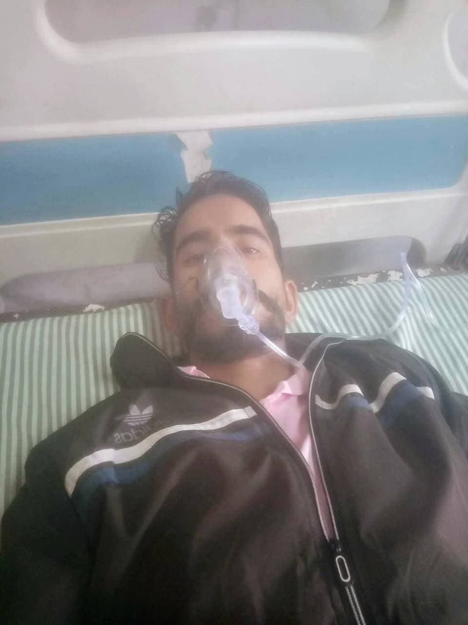 🙏 इंसानियत के नाम एक विनम्र अपील 🙏
कभी-कभी ज़िंदगी ऐसे मोड़ पर ला खड़ी करती है, जहां एक छोटी सी मदद भी किसी के लिए नई जिंदगी बन जाती है… ❤️
जय (पुत्र: हिमन्त राम , माता: मीना देवी)
गांव: काशन , तहसील, कोटली जिला मंडी!
📞 G. pay : 8679021831
इस समय PGI चंडीगढ़ में गंभीर हालत में भर्ती हैं। और उनके पेट में कैंसर है जो लीवर तक फैल चुका है डॉक्टरों ने ऑपरेशन के लिए कहा है
इलाज के लिए लगभग ₹10 लाख का खर्च बताया गया है, जो परिवार के लिए बहुत बड़ी राशि है।
घर वाले हर उम्मीद के साथ लोगों की ओर देख रहे हैं… शायद कोई मदद का हाथ बढ़ाए 🙏
आप सभी से हाथ जोड़कर निवेदन है—
100, 200, 500 या जितनी भी आपकी क्षमता हो, कृपया सहयोग जरूर करें।
👉 याद रखें,
सौ भोग चढ़ाने से कहीं बेहतर है एक जरूरतमंद की मदद करना।
आपकी छोटी सी मदद किसी की जिंदगी बचा सकती है…
एक परिवार की उम्मीद बन सकती है ❤️
🙏 कृपया इस संदेश को ज्यादा से ज्यादा शेयर करें
और इंसानियत का साथ निभाएं… 🙏