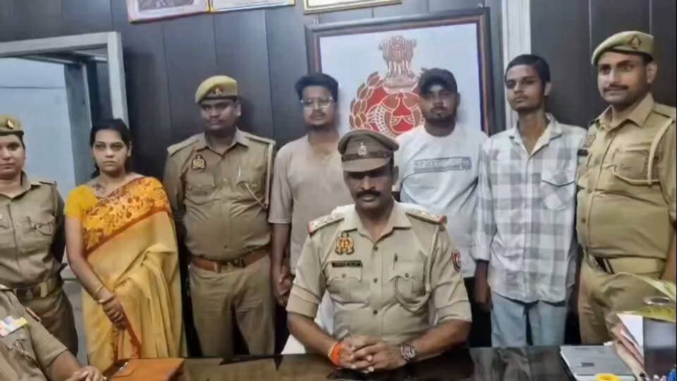 प्रेम-प्रसंग में पति की हत्या, पुलिस ने घटना का खुलासा करते हुए पत्नी, प्रेमी सहित 04 अभियुक्तों को किया गिरफ्तार
