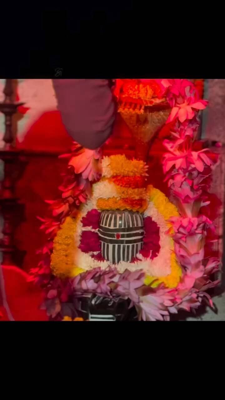 भोलेनाथ 🔱
Bless your feed with @kashiwala65 be a Banaras addict and make as your dealer.
#kashi #mahadev #mahakal #hanumanansh #instagood