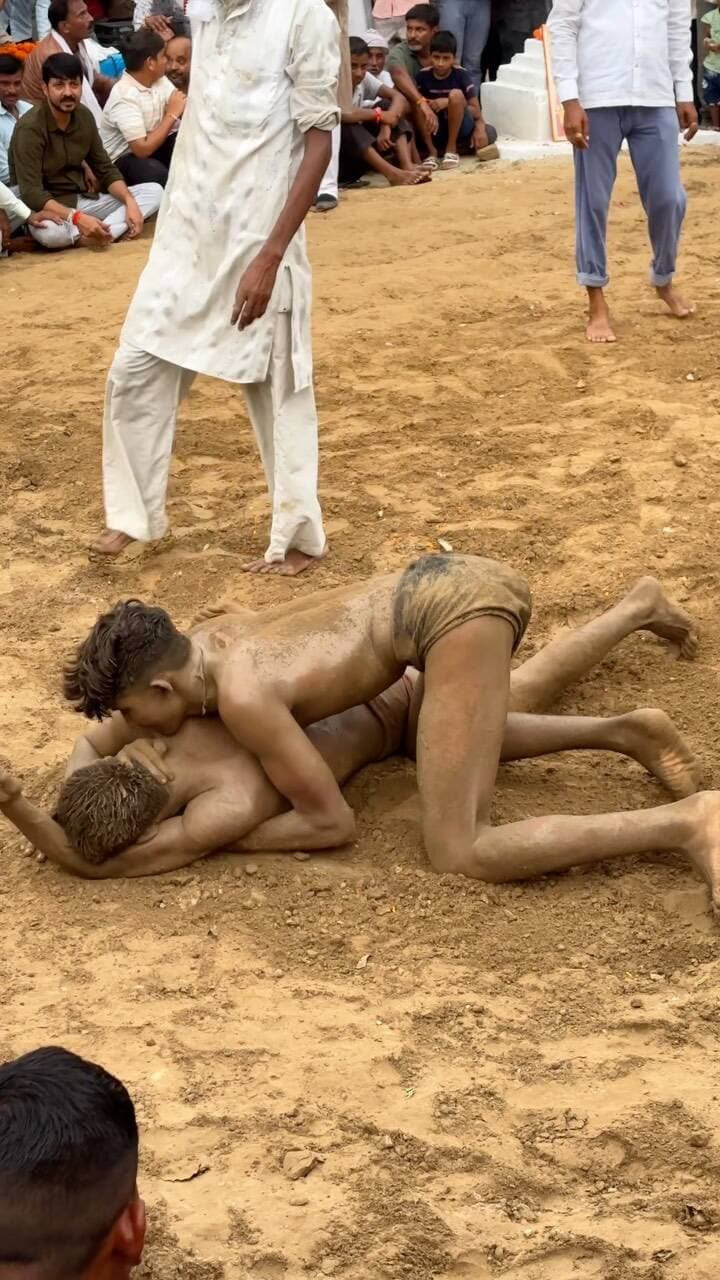 अकोढ़ी कजरी मेला व दंगल ✨
Follow @hikanpurdehat
#akodhi #kajli #kanpurdehat #mela #kanpurdehatdangal